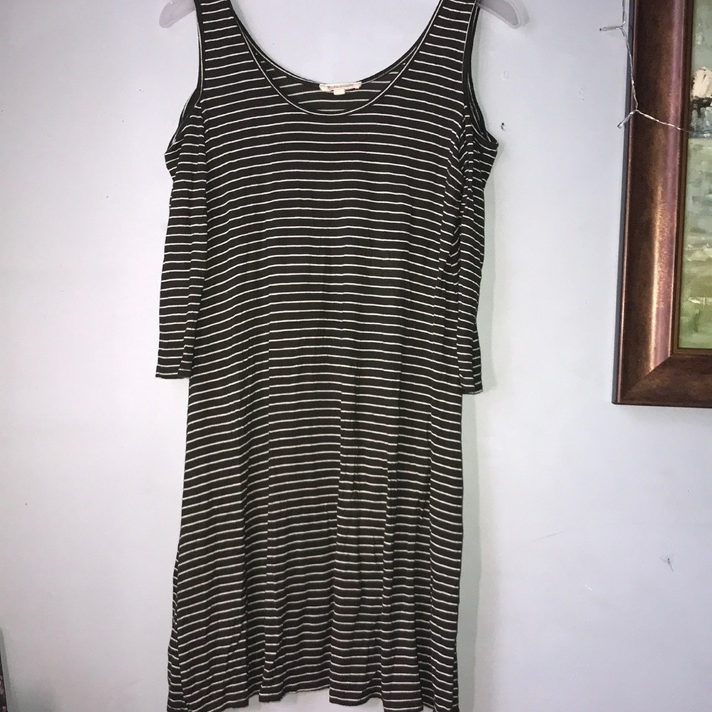 It is a very lightweight dress.